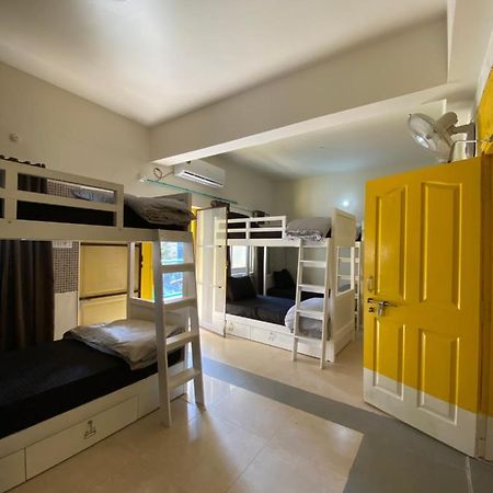 A Pousada Rove By Boston Living Hyderabad Exterior foto