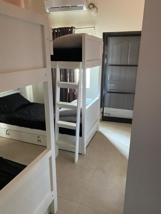 A Pousada Rove By Boston Living Hyderabad Exterior foto