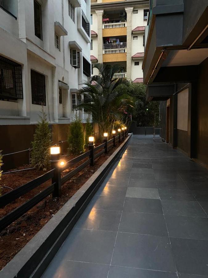 A Pousada Rove By Boston Living Hyderabad Exterior foto